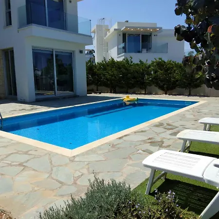 Mylos 2 Bedroom Protaras